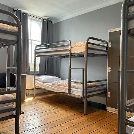 Cricketers Hostel Londra Esterno foto